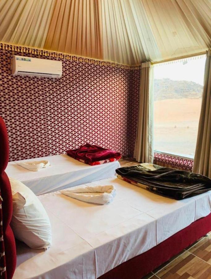 Wadi Rum Quiet Camp מראה חיצוני תמונה